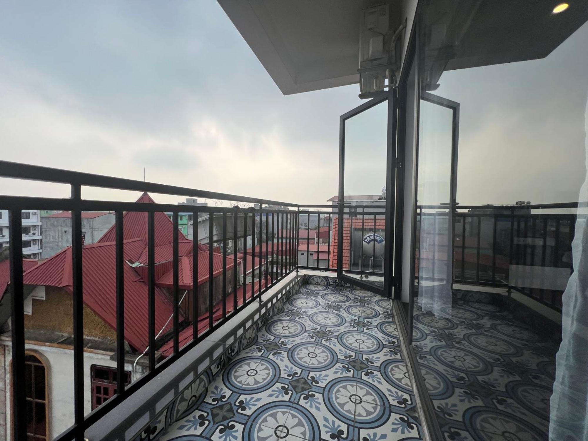 Paragon Noi Bai Hotel & Pool Hanoi Exterior foto